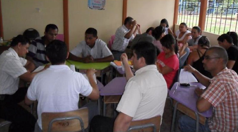 Since 2009, $60,000 in prize money has been awarded to nine prizewinners representing six Graduation Projects, with $10,000 returning to the prizewinners’ high schools in rural Latin American communities.